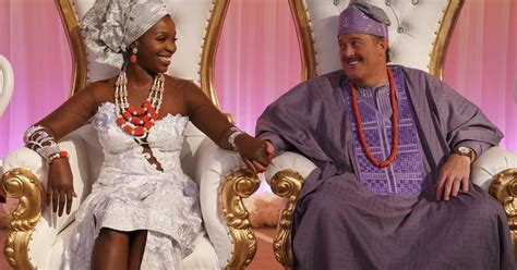 folake olowofoyeku is she married|Is Bob Hearts Abishola Star Folake Olowofoyeku。